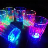 ราคา แก้วเครื่องดื่ม แบบพลาสติก มีไฟ LED กะพริบได้ (361915275)