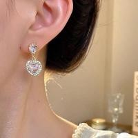 ราคา พลอยเทียม สีชมพูหัวใจรักต่างหูหญิงซอกออกแบบต่างหู2024สไตล์ใหม่ร้อนขายแสงหรูหราเฉพาะต่างหูต่างหู (29603392566)