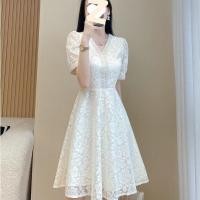 ราคา ชุดกระโปรงแขนยาวสไตล์ใหม่ วินเทจ สีขาว สไลน์คูล สแลมมิ่ง พร้อมเสื้อ V คอสั้น อารมณ์ลูกไม้ (45500613516)