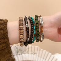ราคา สร้อยข้อมือและกำไลลูกปัดไม้ กะลามะพร้าว สไตล์ชาติพันธุ์ ย้อนยุค 6 ชิ้น (43812185313)