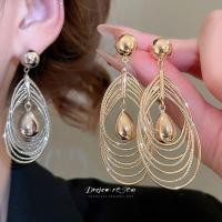 ราคา จี้ต่างหูเพชร 18K ทองแท้ ออกแบบหลายชั้น แสดงเอกลักษณ์เฉพาะตัว (28891447540)
