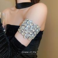 ราคา เดรสยุโรปและอเมริกา พร้อมสร้อยข้อมือและแหวนตกแต่งด้วยเพชรฝังหยดน้ำสำหรับผู้หญิง (43305025843)