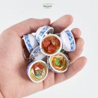 ราคา สตาร์ไซเวย์ เครื่องลายครามสีขาวสีฟ้า 10รูปแบบพีวีซีจําลองชามอาหาร ชามรูปร่างถั่วเขียวพวงกุญแจเล่นบ้านอาหาร (47452358716)