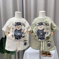 ราคา เสื้อยืดฤดูร้อน กางเกงขาสั้น เสื้อผ้า2ชิ้นชุดสไตล์เกาหลีเด็กเด็กแฟชั่นหล่อการ์ตูนหมีสบายๆกีฬาย์สูท (29801817126)