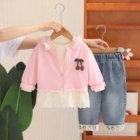 ราคา ชุดแฟชั่นสำหรับเด็กหญิง ฤดูใบไม้ร่วงและฤดูใบไม้ผลิ ชุด 3 ชิ้น ประกอบด้วยเสื้อยืด สีขาว กางเกงยีนส์ และแจ็คเก็ตพร้อมโบว์เชอร์รี่ (26291299257)