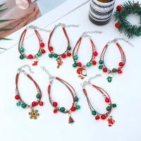 ราคา สร้อยข้อมือต้นคริสต์มาสแบบวินเทจ ออกแบบเหมือนแซนตาคลอส อีลก และหุบหน้ายิ้ม เหมาะสำหรับเป็นของขวัญในเทศกาลคริสต์มาส (40919673182)