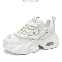 ราคา Venous 2025 รองเท้าผู้ชายสีดำแบบหนาปี รองเท้าผ้าใบแบบเป็นกันเอง รองเท้ากีฬาผู้ชายพื้นยาง Size 37 46 (52553645882)