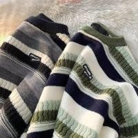 ราคา MNO 9 Sweater 722 เสื้อสเวตเตอร์ ไหมพรม ลายแถบ ปักอะไหล่ยาง มาใหม่ กันหนาว สเวตเตอร์ชาย (42527516508)