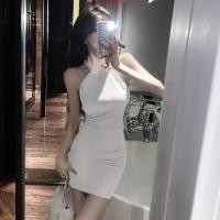 ราคา เดรสสายเดี่ยวเซ็กซี่คอปกมุก ร้อน สาว กระโปรงสั้นไร้เดียงสาสะโพกบางเอวบางจีบปิดไหล่ชุดฤดูร้อนสําหรับผู้หญิง (57503025340)