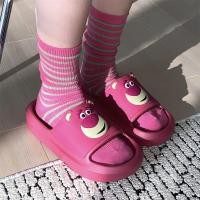 ราคา XIXITIAO Toy Story รองเท้าแตะหมีสตรอเบอร์รี่รองเท้าแตะ EVA Soft Sole รองเท้าแตะฤดูร้อนผู้หญิง (26587002363)