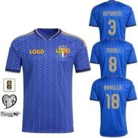 ราคา เเฟนบอล เสื้อฟุตบอลอิตา ลี สีน้ำเงิน เกรดเเฟนบอล 2026 26 SIZE S 2XL พร้อมชื่อ เบอร์ อาร์มตามต้องการ (55004010422)