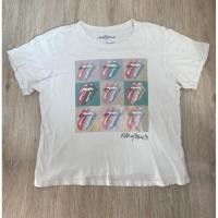 ราคา The Rolling Stones ขนาด อก 40นิ้ว ยาว 24นิ้ว ตำหนิ ราคา 250บาท (53052299557)