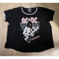 ราคา ACDC T Shirt Women สภาพ 8 10 ขนาด อก50นิ้ว ยาว 26 นิ้ว ตำหนิ ขุยขึ้น ราคา 240บาท (29339194690)