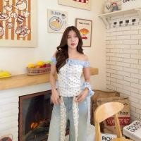 ราคา ส่งต่อ new in pack Everymay shop Marine top เสื้อปาดไหล่ two tone สีฟ้า สีดำ (41424877073)