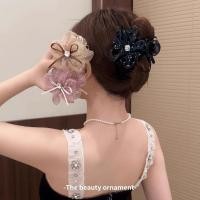 ราคา โบว์ตาข่ายกิ๊บผู้หญิง rhinestone ดอกไม้คว้าคลิปด้านหลังหัวคลิปผมแผ่นอารมณ์ผมฉลามคลิปหมวก (25445321491)