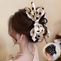 ราคา ลายจุดฝรั่งเศสอ่อนโยนโบว์ใหญ่คว้าคลิปผู้หญิงด้านหลังของหัว 2025 ใหม่ระดับไฮเอนด์กิ๊บฉลามคลิปหมวก (28329042667)
