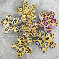 ราคา กิ๊บติดผมรูปดอกไม้ลีลาวดีแฟชั่นสไตล์เกาหลีพิมพ์ลายเสือดาวสำหรับเด็กผู้หญิง (28814970035)