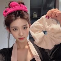 ราคา ขนาดใหญ่ผ้าขนหนูผมวงผมแห้งลําไส้ใหญ่ผมวงความเป็นผู้หญิงที่เรียบง่ายฤดูใบไม้ร่วงและฤดูหนาวหัวบอลผมวงตุ๊กตาล้างหน้าผ้าโพกศี (26414700991)