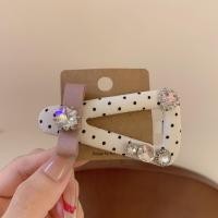 ราคา Bow Breaking Hairpin ลายจุดเรโทรเกาหลี สำหรับตกแต่งผมด้านหน้าและข้างแก้ม สินค้าพร้อมขาย (54252170767)