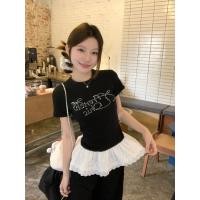 ราคา เสื้อยืด เสื้อยืดแต่งชายลูกไม้ ไหล่ตรง ผ้าใส่สบาย เเต่วเพชรหน้าอก 1502311 (28736980441)