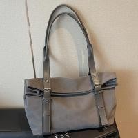 ราคา กระเป๋าสะพายสไตล์ใหม่ย้อนยุค สำหรับ 여성 ทำจากหนังนิ่ม มีความจุมากและสะดวกสบาย ออกแบบมาให้ใช้งานในวันที่ต้องการความคล่องตัวสูง (48301706679)