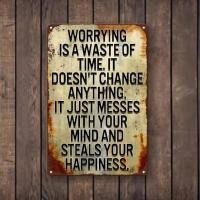 ราคา HELLOYOUNG Vintage Worry Less Live More Iron Sign Wall Decor แรงบันดาลใจ Home Bar Man Cave Trending Rustic Decor (49453546513)
