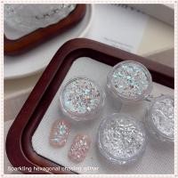 ราคา ผงกากเพชรตกแต่งเล็บแบบไล่เฉด เลื่อมผสมประกายแวววาว หกเหลี่ยม เลื่อมประดับตกแต่งเล็บสำหรับนักเรียนหญิง อุปกรณ์ทำเล็บสำหรับร้านทำเล็บ JOYFEEL (49002311876)