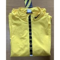 ราคา New With Tag ของใหม่พร้อมป้าย Nike Livestrong เสื้อปั่นจักรยานกันลมแขนยาว ขนาด US S ชาย ของแท้ (21962602484)