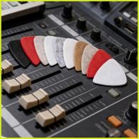 ราคา Felt Picks สําหรับ Ukulele นํากลับมาใช้ใหม่ได้ 10 ชิ้น Multi Functional Ukulele เล่น Picks ชุดสําหรับผู้เริ่มต้นคนรักเพลง decfeyeth (42277938256)
