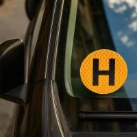 ราคา แม่เหล็กไดร์เวอร์ป้ายสติกเกอร์สําหรับรถยนต์สติ๊กเกอร์และสติ๊กเกอร์อัตโนมัติพร้อมป้าย H สติ๊กเกอร์ยานยนต์ yaenith (52153304913)