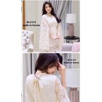 ราคา ชุดเดรสลูกไม้สีครีมแขนกระดิ่ง (41325057097)