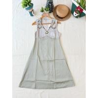 ราคา ใหม่ มือหนึ่ง งานป้าย Poonyisa เดรสผ้าซาติน ผ้ามันเงาสวยหรู (26244007881)