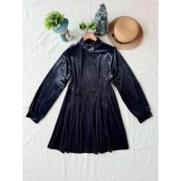 ราคา ส่งต่อ มือสอง เดรสผ้ากำมะหยี่ แขนยาว สีเทาเข้มสวย (49353090027)