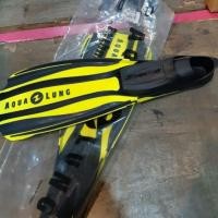 ราคา AQUALUNG STRATOS3 FINS 40 41 SCUBA DIVING (6017325447)