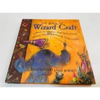 ราคา มือสอง ตำหนิรอยสก็อตเทปหลังปก The book of Wizard Craft ภาษาอังกฤษ 280 บาท (22288607272)