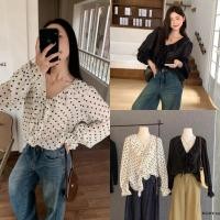 ราคา ส่งด่วน ? ? ? ? 7047 เสื้อคอวีแขนยาว ผ้าลายจุด ระบายด้านหน้า และปลายแขน มีเชือกผูกโบว์ (42627783270)