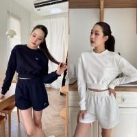 ราคา ส่งด่วน VALEN Crop set ชุดเซ็ทเสื้อคอกลมแขนยาว ทรงครอป มาพร้อมกับกางเกงขาสั้น เอวยางยืด ผ้านุ่มใส่สบาย (42525050918)