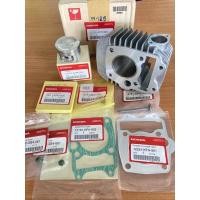 ราคา เสื้อสูบ w 125 w 125R W125s เกรดA ลูกสูบแหวน วาล์วไอดี วาล์วไอเสีย ซีลวาล์ว ปะเก็นเสื้อ ประเก็นฝา 1ชุด แท้ 12100 KPH 900 (11190398393)