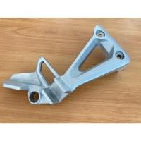 ราคา สเตย์พักเท้าหลัง ขวา R Wave 110i CZ 1 (17921895899)