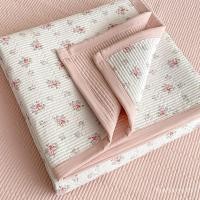 ราคา ชุดผ้าคลุมเตียงคุณภาพเยี่ยม รวมแผ่นรองที่นอนพลิกกลับได้และผ้านวมพร้อมไส้ฝ้าย (43818320994)