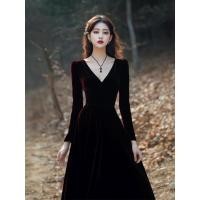 ราคา กระโปรงยาวเซ็กซี่สไตล์ฝรั่งเศสและเฮปเบิร์น ชุดราตรียาวหรูหรา โทนสีทอง (40027875863)
