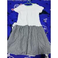 ราคา ชุดเดรสเด็กมือสองSize130 150 (44703530857)