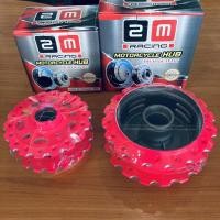 ราคา ดุมหน้า หลัง WAVE110i เจาะเฟือง ชมพู (11413429951)