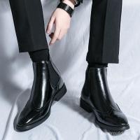 ราคา Man Chelsea Boots Brogue Casual Vintage Short Printing Medium Cut Ankle Shoes Retro Leather Boots CZOZ (29250141074)