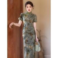 ราคา กี่เพ้าสีเขียวกํามะหยี่สำหรับผู้หญิง ดีไซน์หรูหรา เหมาะสำหรับฤดูใบไม้ผลิและฤดูร้อน ทรงเรียบหรูและอ่อนเยาว์ (48655422354)