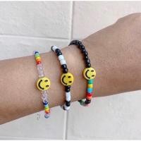 ราคา สร้อยข้อมือหน้ายิ้ม B007 (23151574437)