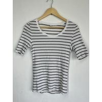 ราคา เสื้อยืดคอกลม uniqlo มือ 2 ลายขวาง ขาวดำ size L อก 30 34 นิ้ว ยาว 23 นิ้ว (28434937203)