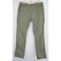 ราคา กางเกงทรงชิโน่ Uniqlo มือ 2 สีเขียว เอว 34 นิ้ว สะโพก 44 นิ้ว เป้า 11 นิ้ว ปลายขากว้าง 7 นิ้ว ยาว 39 นิ้ว (41429318282)