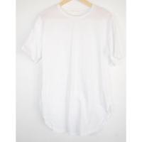 ราคา เสื้อยืดคอกลม GU มือ 2 สีขาว ชายเสื้อโค้ง Size L อก 38 นิ้ว ยาว 29 นิ้ว (43514887989)