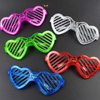 ราคา แว่นตาเรืองแสง มีหลอดไฟ LED แว่นตาเรืองแสง คริสต์มาส แว่นตาเรืองแสง ความรักที่เร่าร้อน Geoo (28971048889)